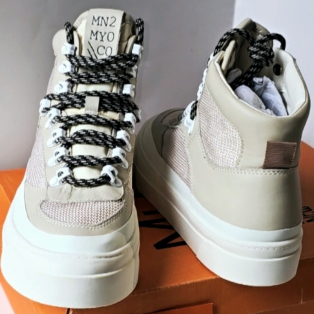 Miz Mooz Alpyne Sneakers Women's Size 7.5 Cream Medium/High.- New with box. - Picture 2 of 13